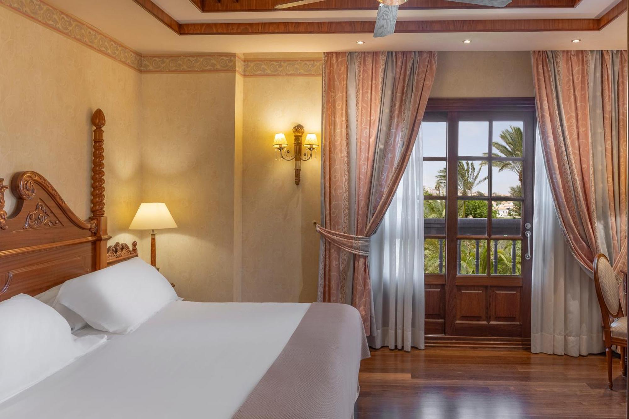 Elba Palace Golf Boutique Hotel - Adults Only Калета де Фусте Екстериор снимка